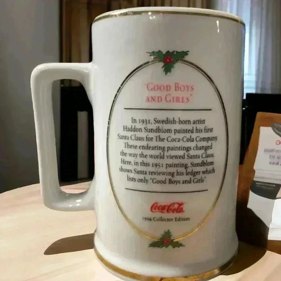 Coca-Cola 1996 Santa Seasons mug. Excellent condition. Collectible Christmas. - Picture 2 of 2